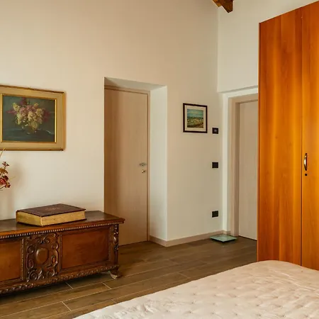 Home2sunrise By Interhome Apartamento Cremia